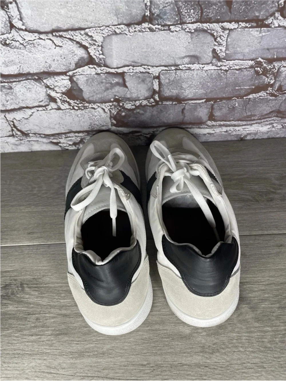 Aquatalia Biagio White Gray Suede Leather Low Lace Sneakers Men Sz 12M US/46EU